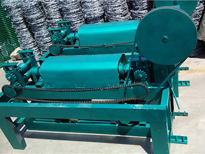 Straightening and cutting machine