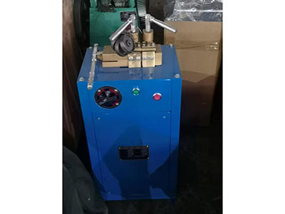 Accessory equipment of wire drawing machine
